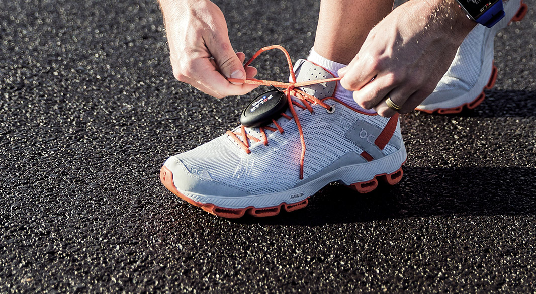 running shoes with sensors